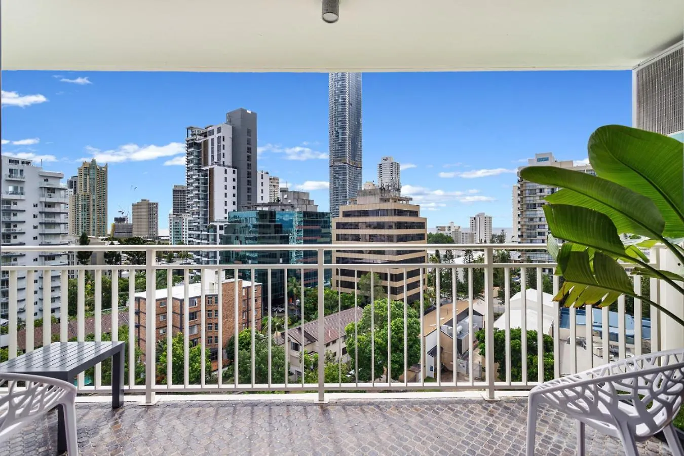 Apartment Surfers Paradise City Views Gold Coast