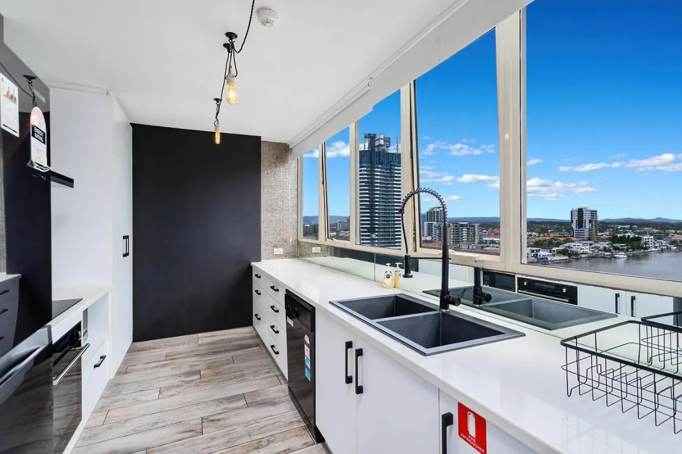Surfers Paradise City Views Gold Coast Apartment